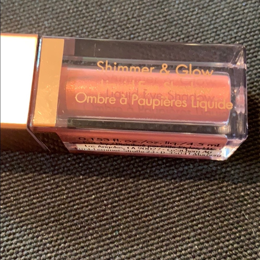 Stila shimmer & glow liquid eyeshadow carefree